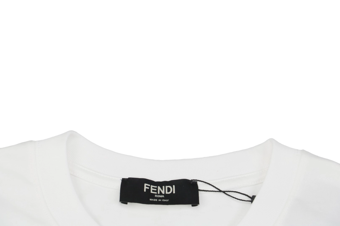 Neckline