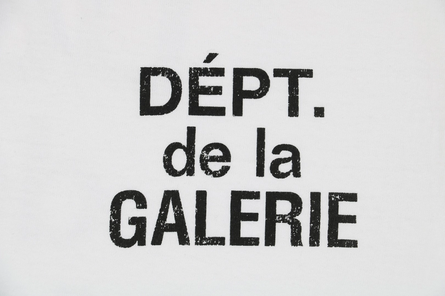 Gallery Dept Distressed French Logo Print T-shirt7.jpeg