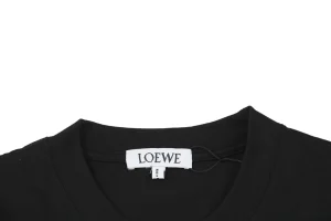 Neckline