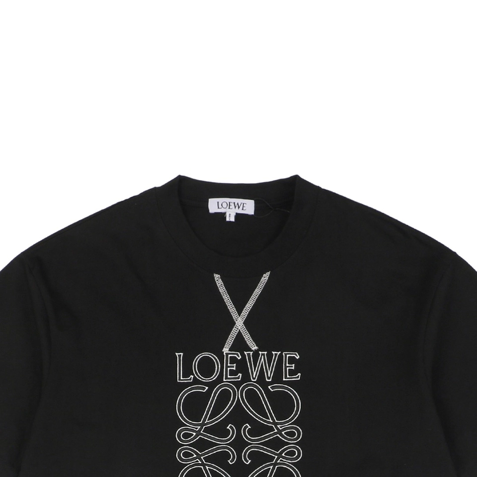 L Letter Logo Embroidered T-shirt Black