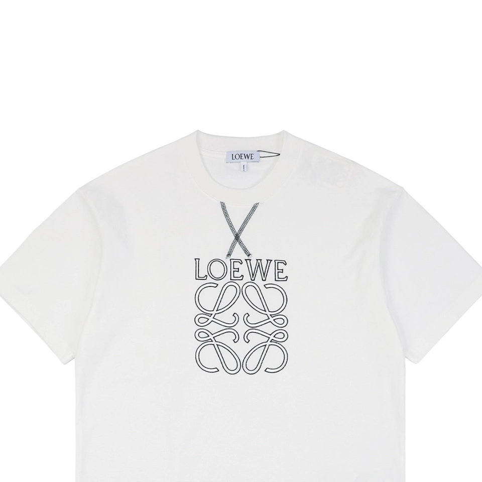 L Letter Logo Embroidered T-shirt White