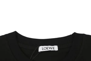 Neckline
