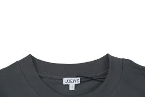 Neckline
