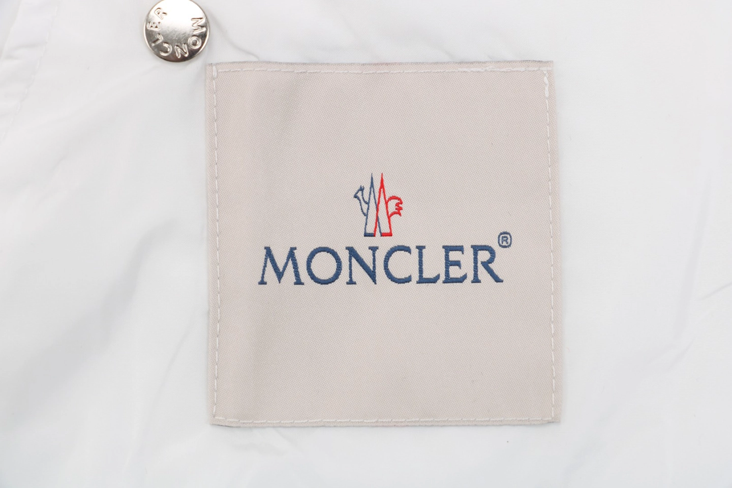 Logo tag