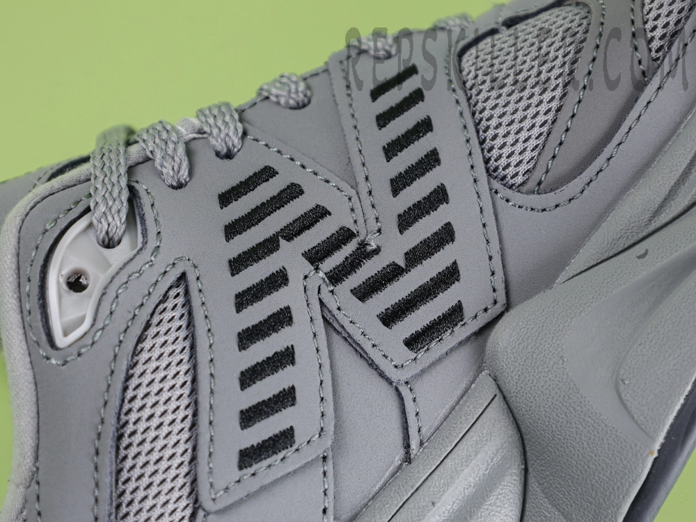 New Balance 9060 ‘Shadow Grey’12