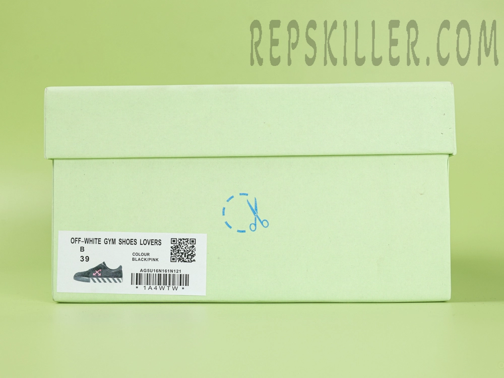Shoe box