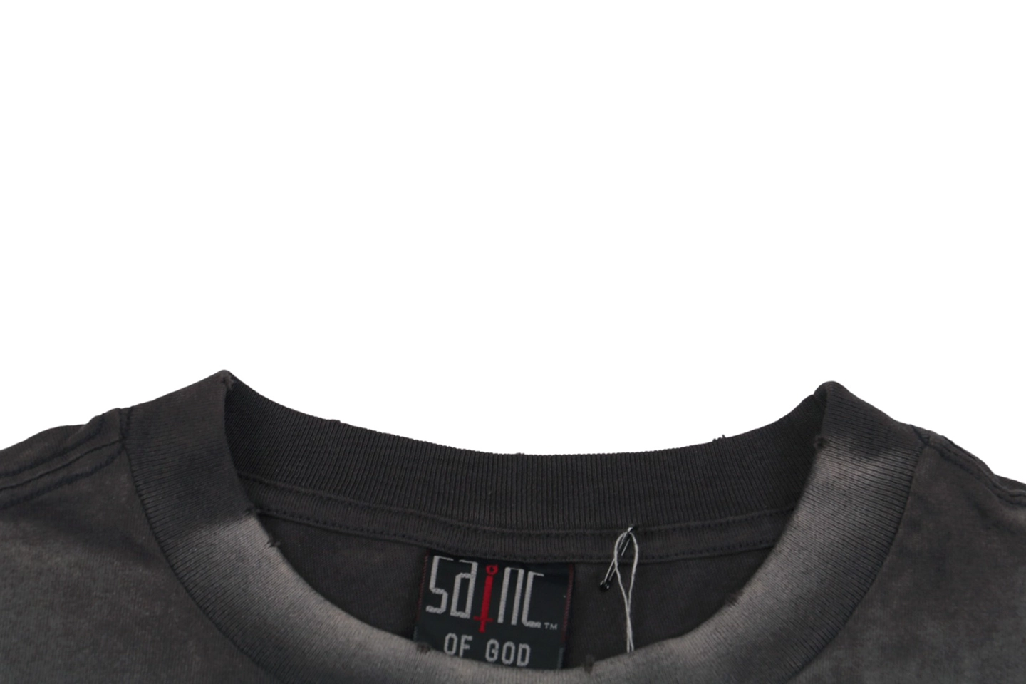 Neckline