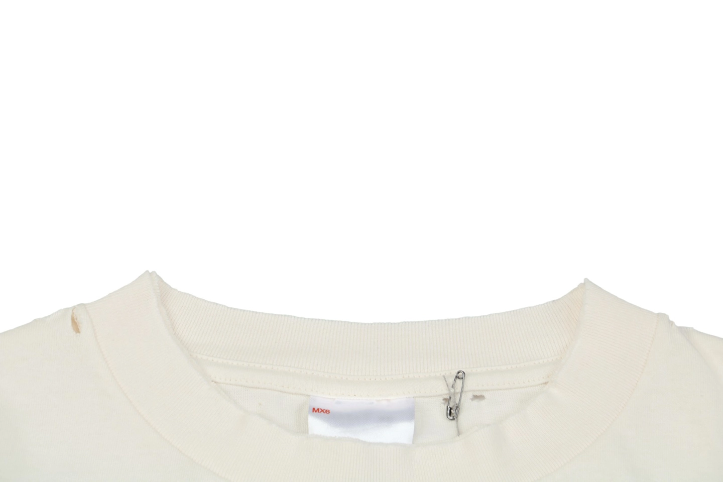 Neckline