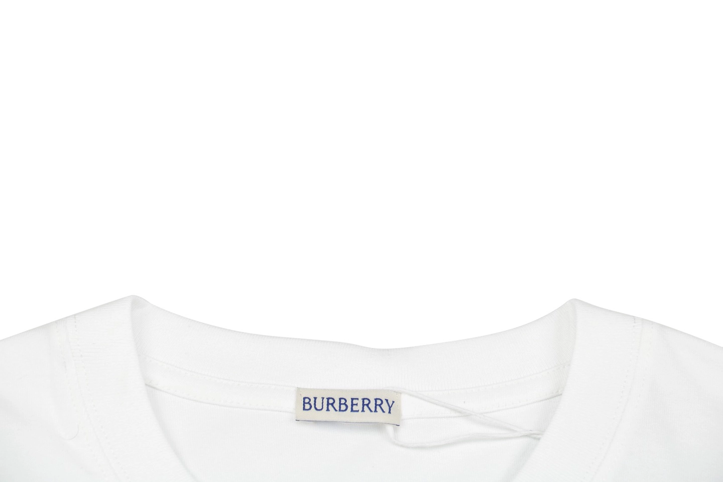 Neckline