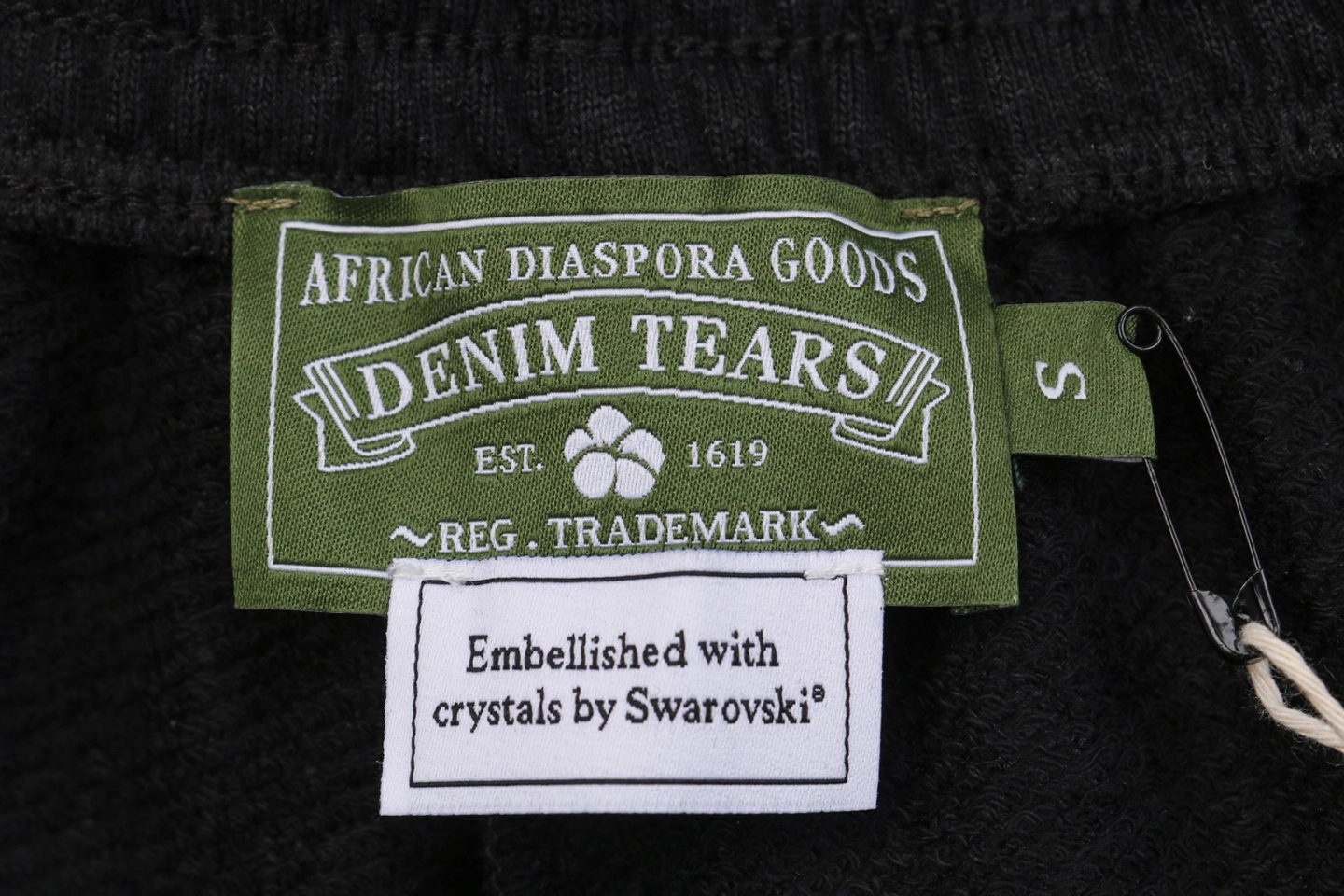 Logo tag