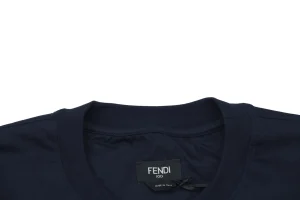 Neckline