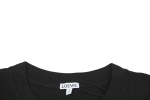 Neckline
