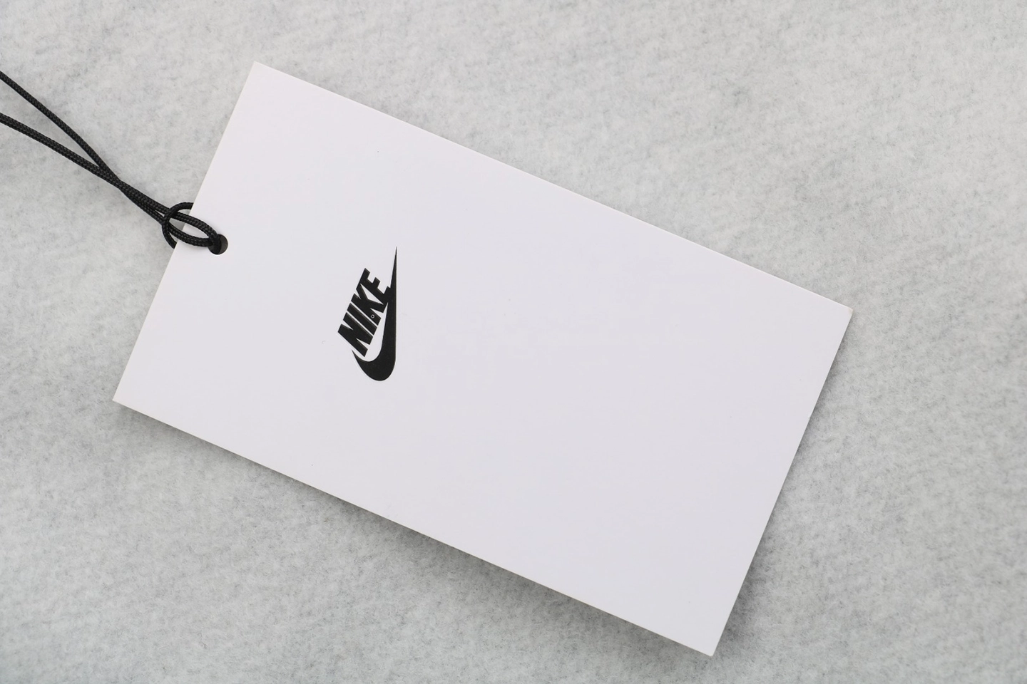 Logo tag