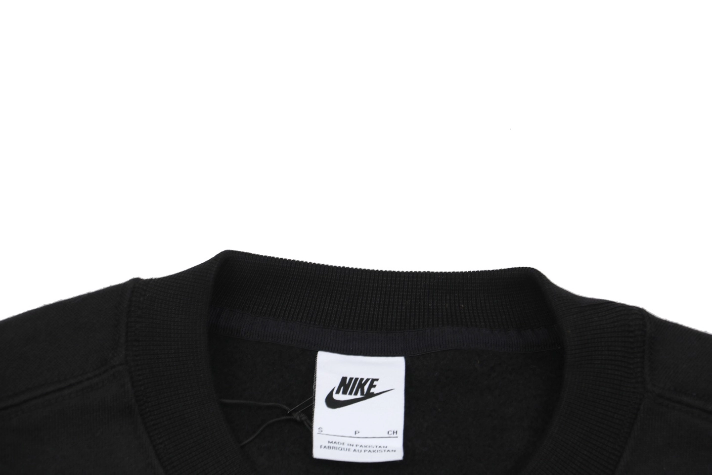 Neckline