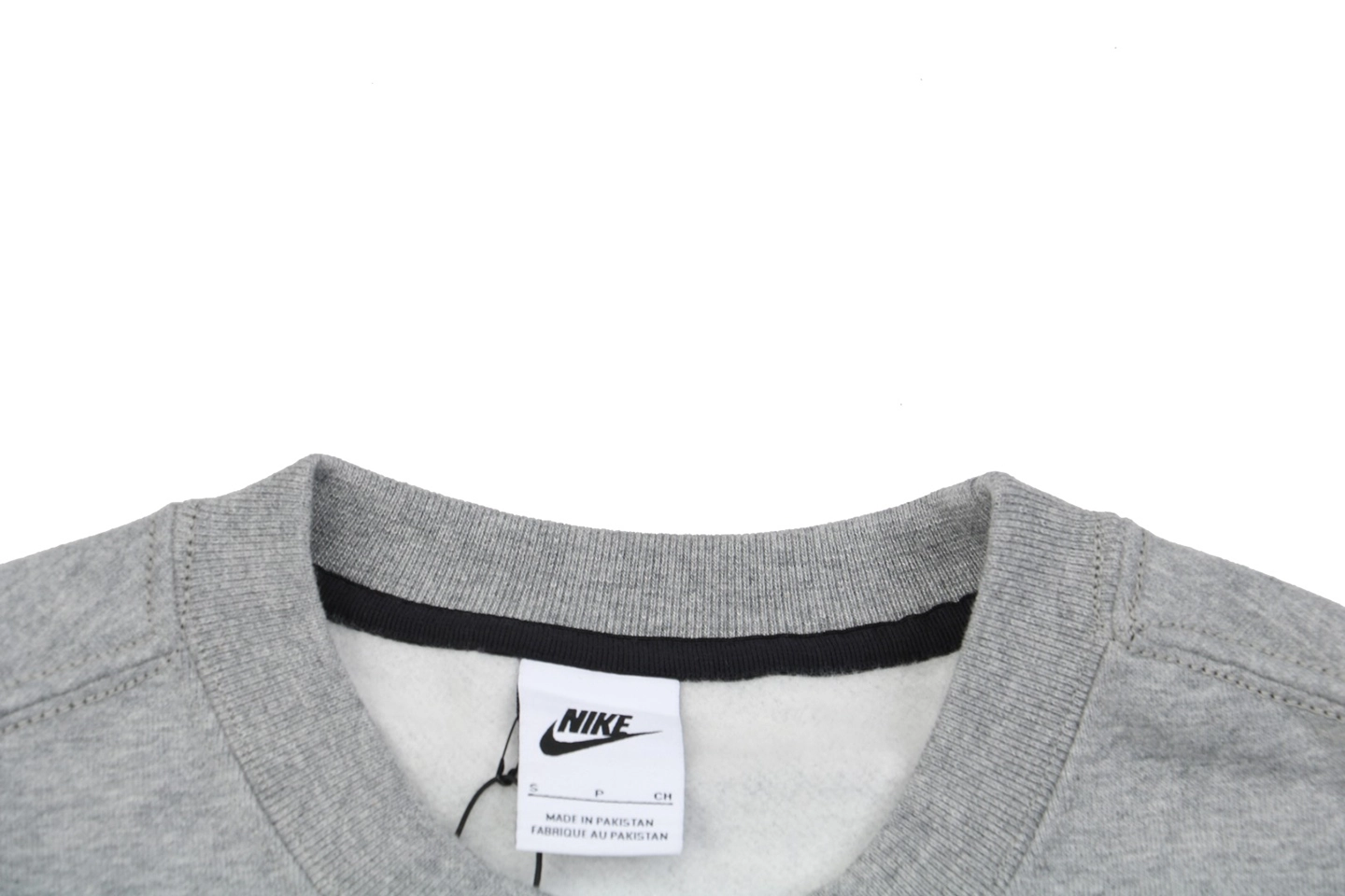 Neckline