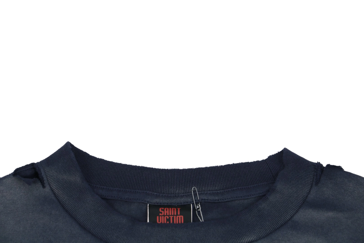Neckline