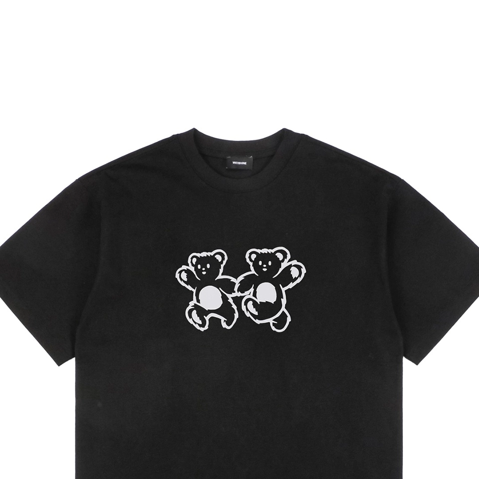We11done Double-Sided Holding Bear Graphic T-shirt Black