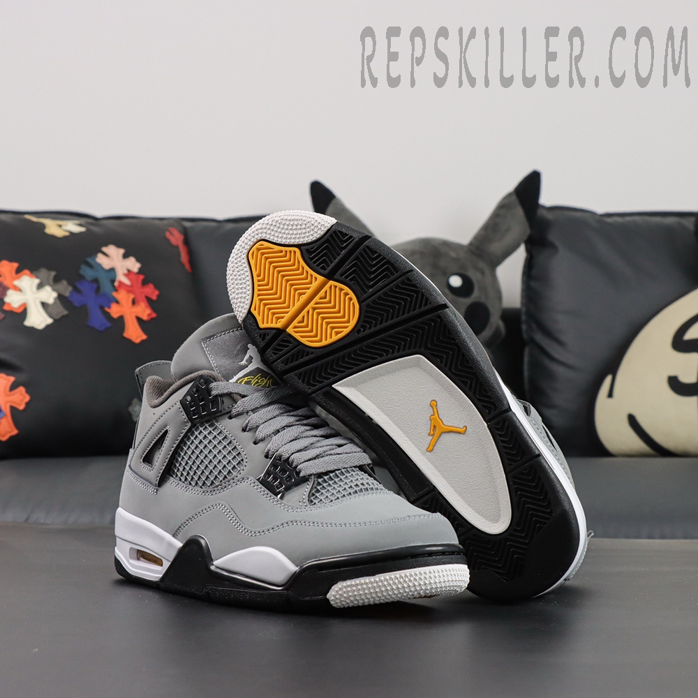 Sole close-up of Air Jordan 4 Retro ‘Cool Grey’ 2019 highlighting yellow traction pod