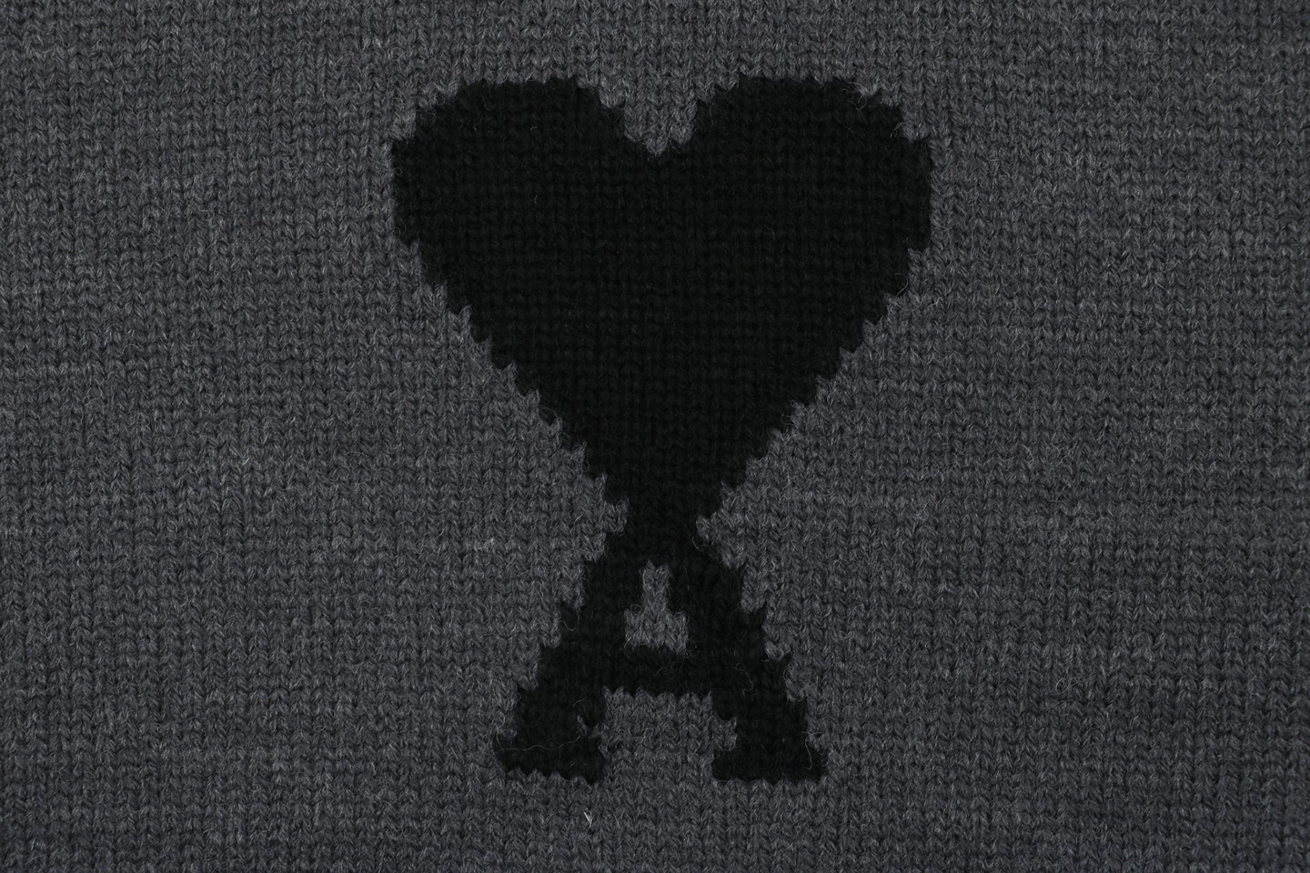 Ami Heart Logo Polo Knit Sweater16.jpeg