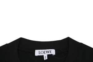 Neckline