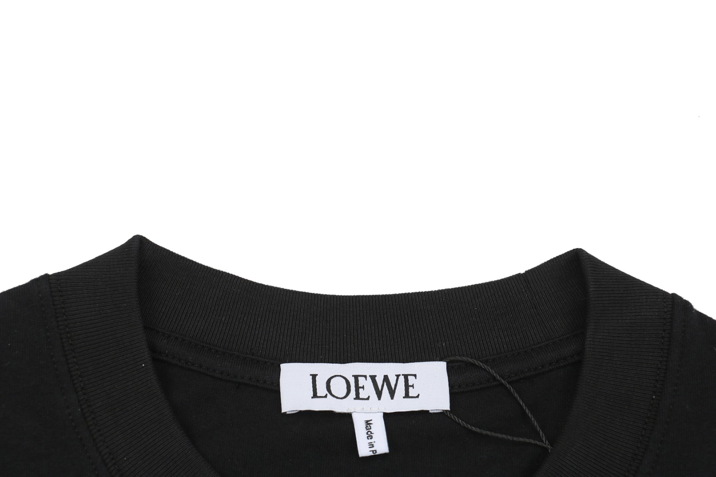 Neckline