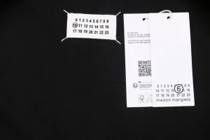 Logo tag