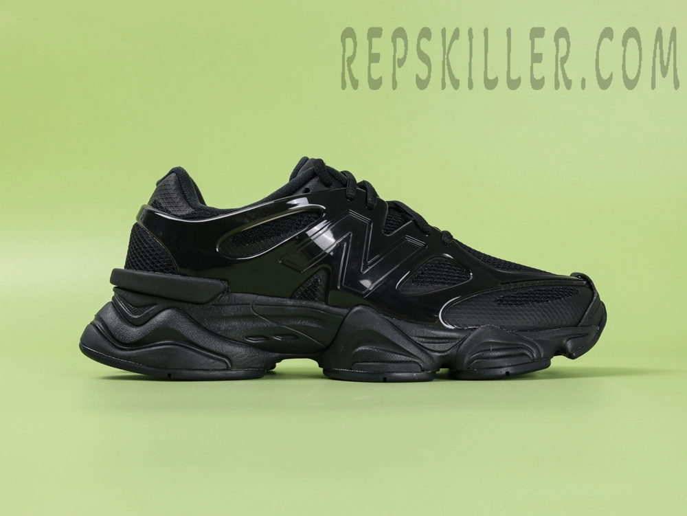 Shoe side