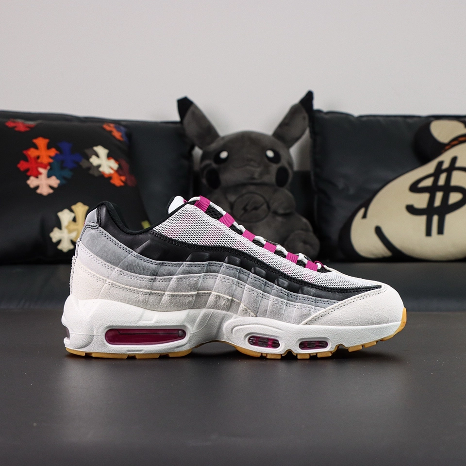 Nike SB x Air Max 95 ‘Cactus Flower’ clean medial side profile highlighting gradient overlays and full-length Air sole.