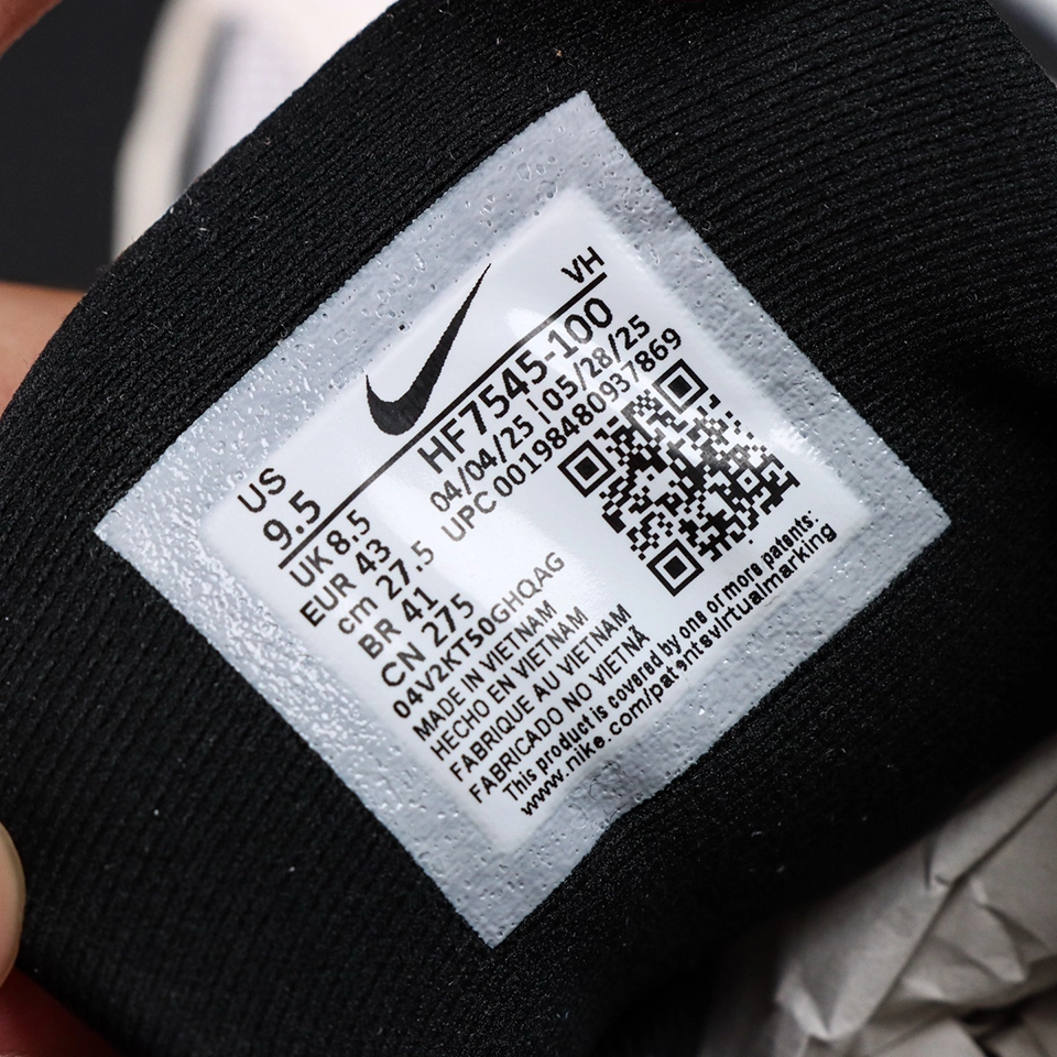 Nike SB x Air Max 95 ‘Cactus Flower’ size tag close-up with product code HF7545-100 and sizing details.