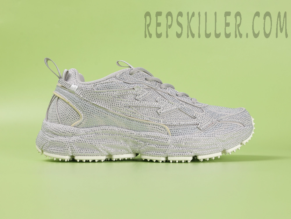 Shoe side