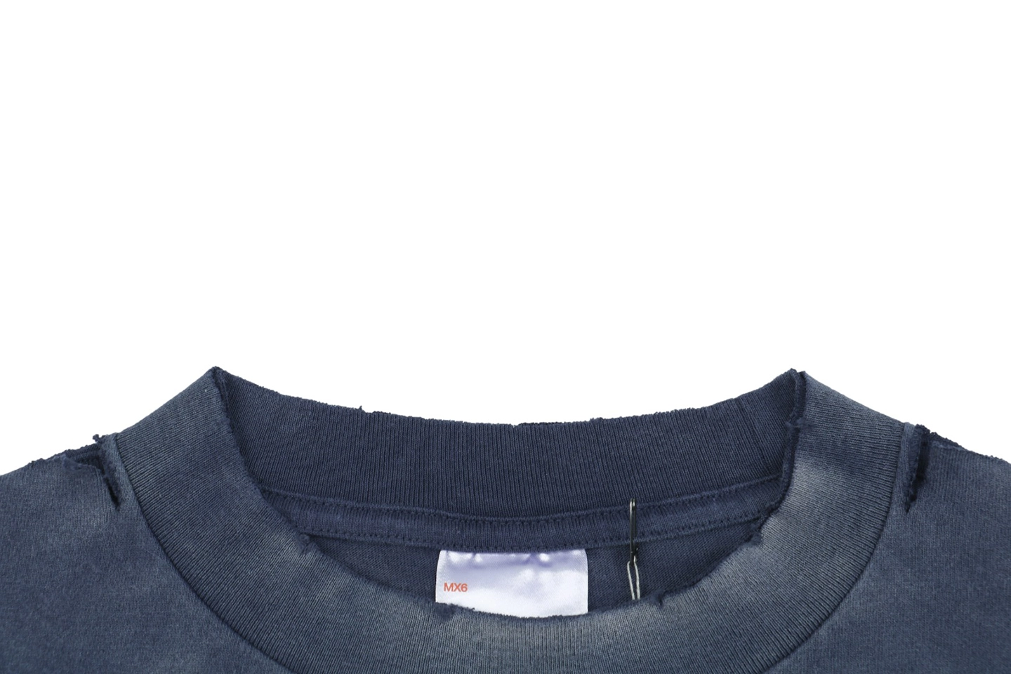 Neckline