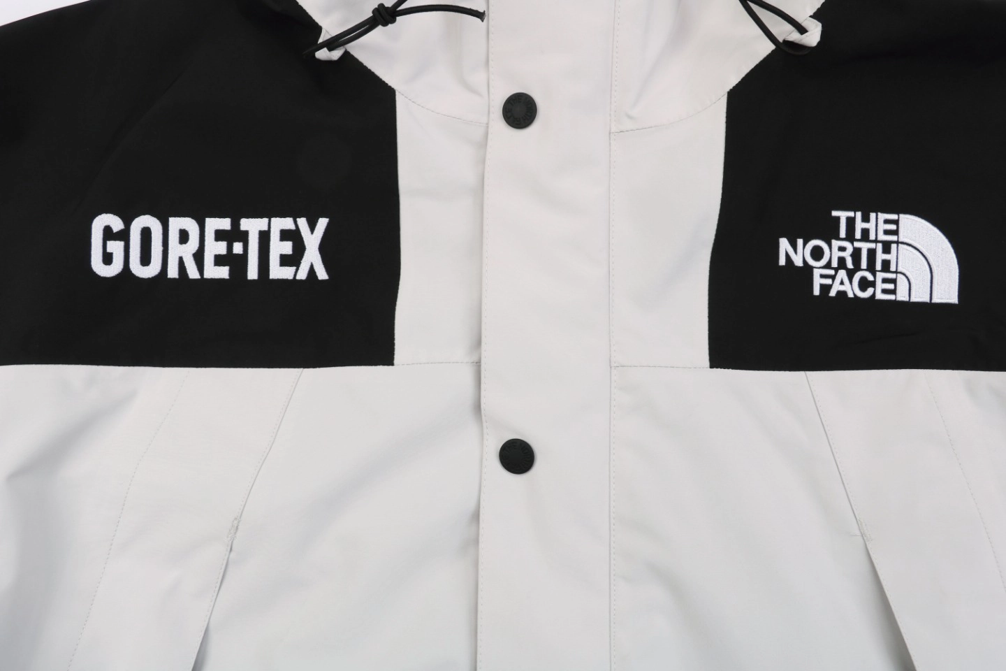 TNF UE Hard Shell Hooded Jacket8.jpeg