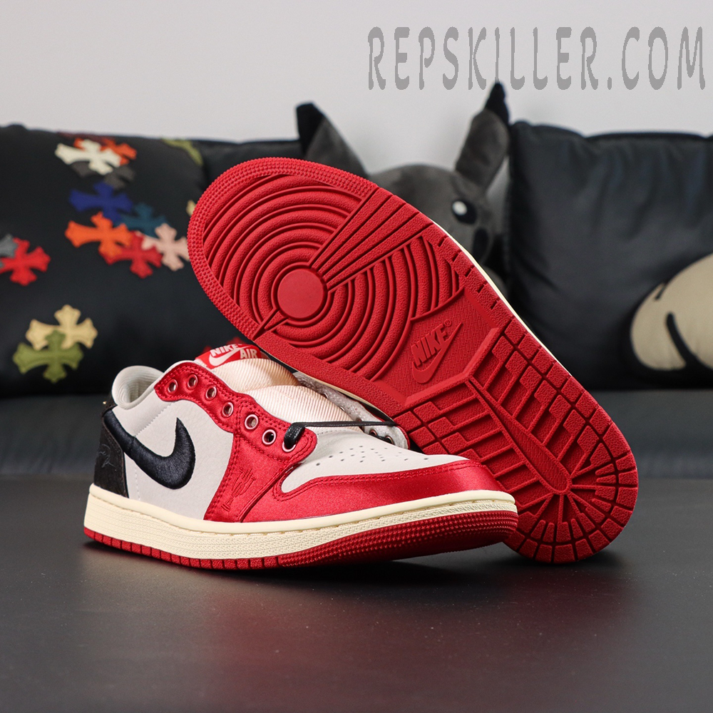Trophy Room x Air Jordan 1 Retro Low OG SP 'Rookie Card - Away'