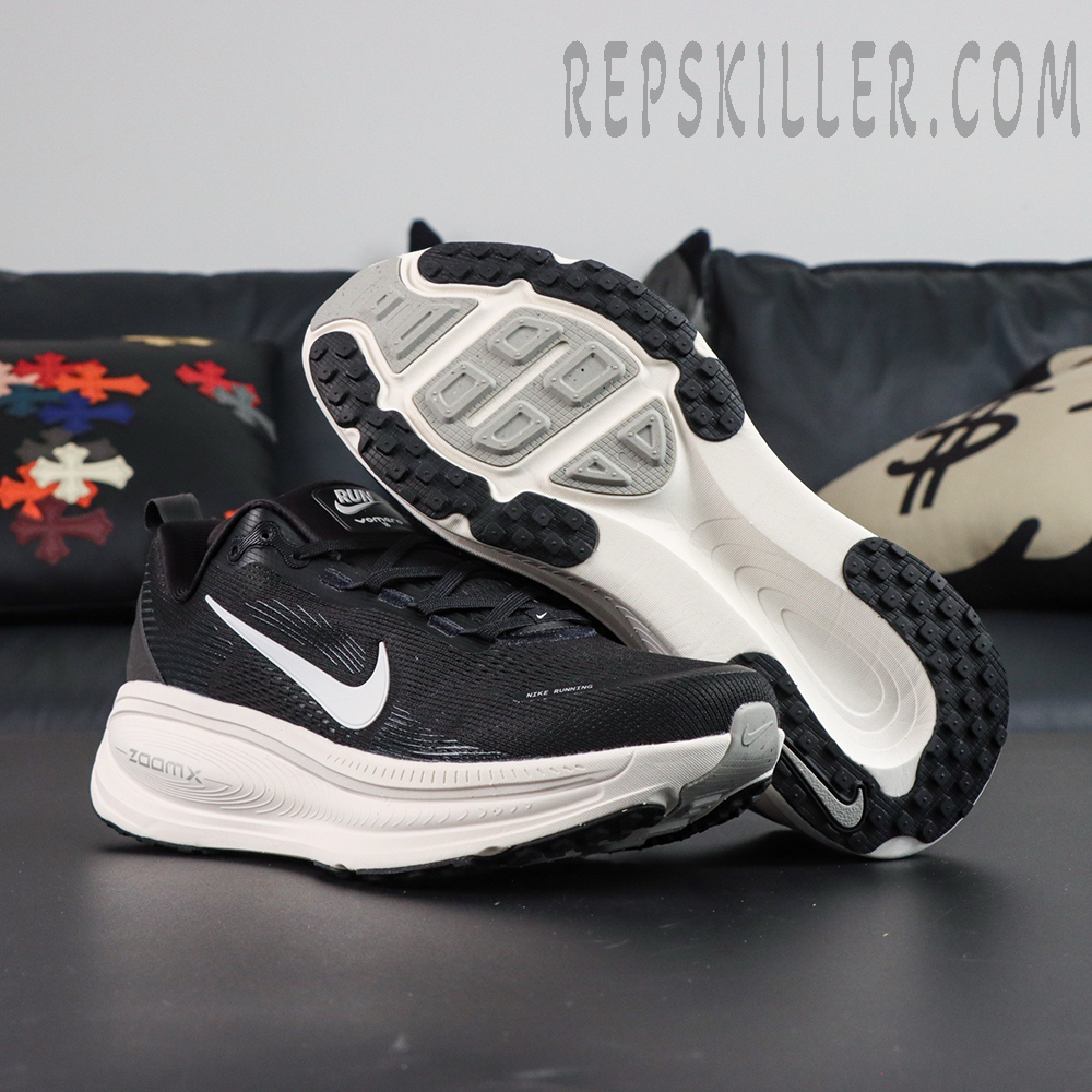 Nike Vomero 18 'Black Coconut Milk' outsole with rubber traction pattern shown