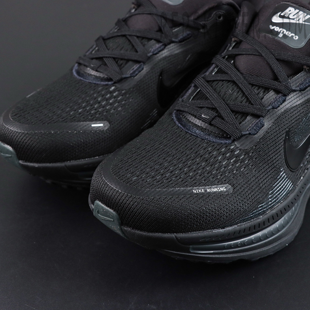 Nike Vomero 18 ‘Triple Black’ toe box macro shot emphasizing breathable mesh and toe bumper detail