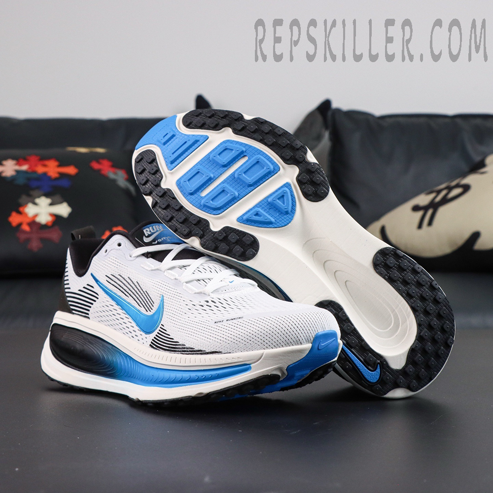 Vomero 18 'White Black Photo Blue'