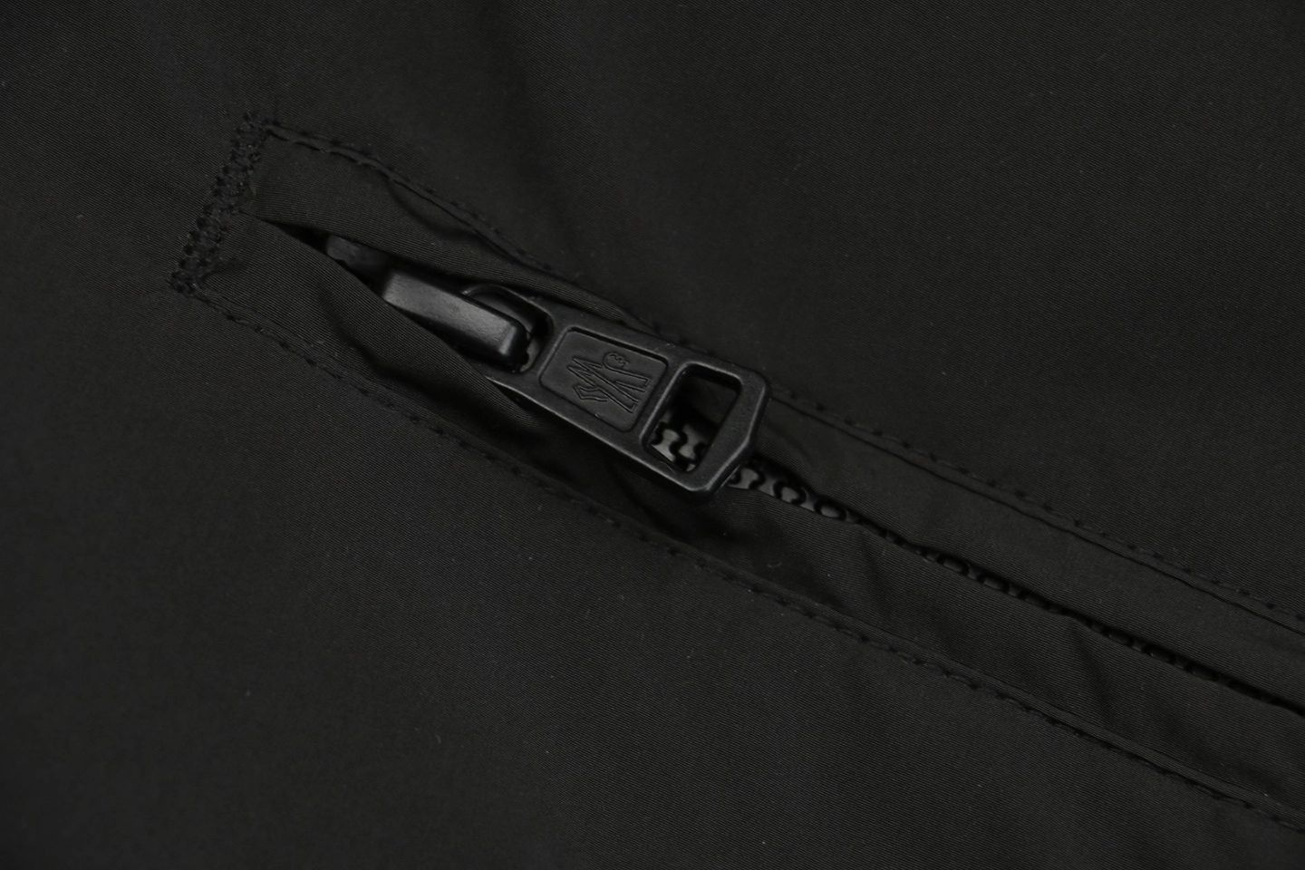 Moncler Cidone Reversible Down Jacket4.jpeg
