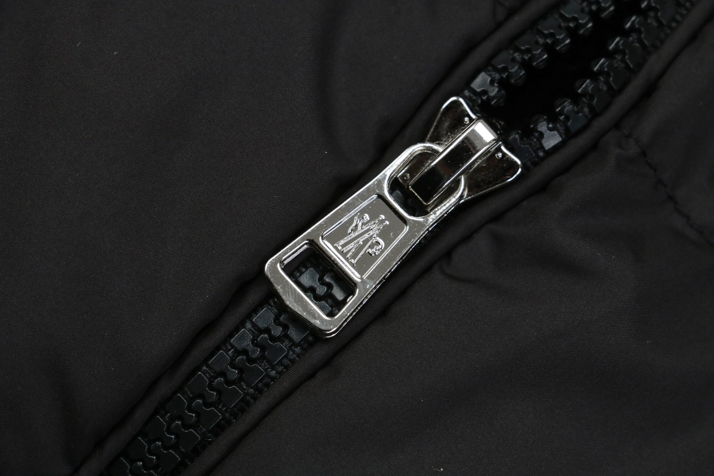 Moncler Double-Stripe Sleeve Panel Down Jacket3.jpeg