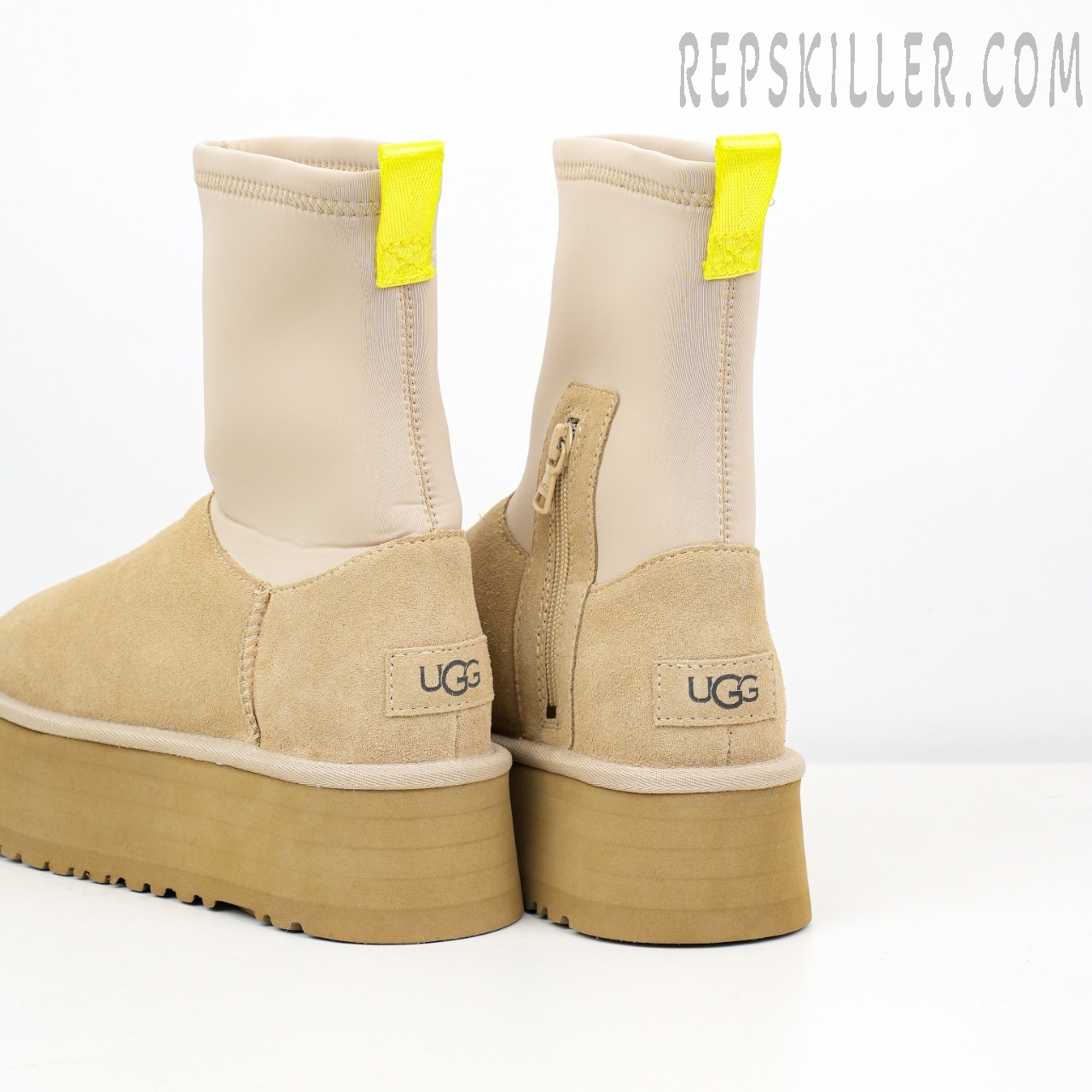 Wmns Classic Dipper Boot Beige Heels