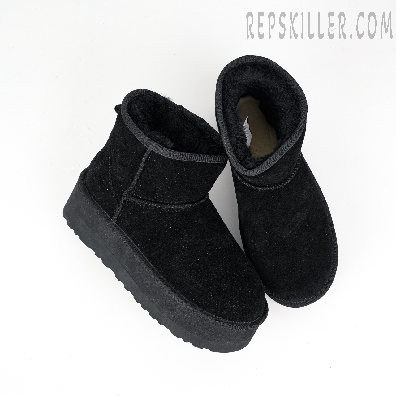 Wmns Classic Mini Platform Boot Sand Black