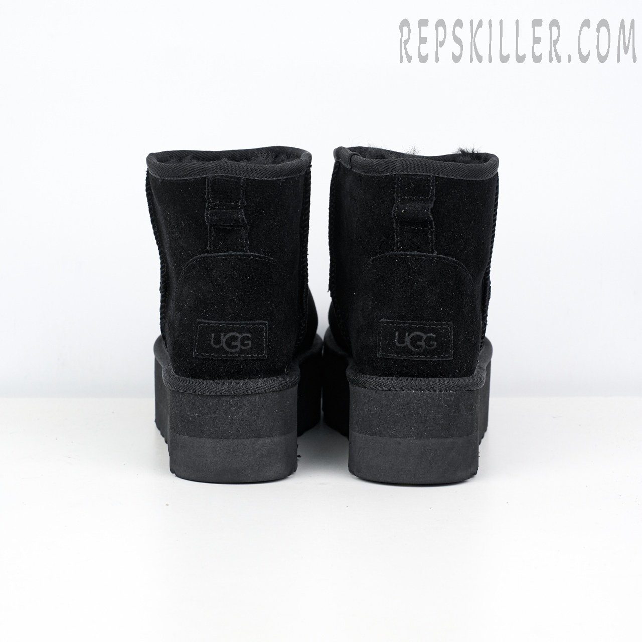 Wmns Classic Mini Platform Boot Sand Black Heels