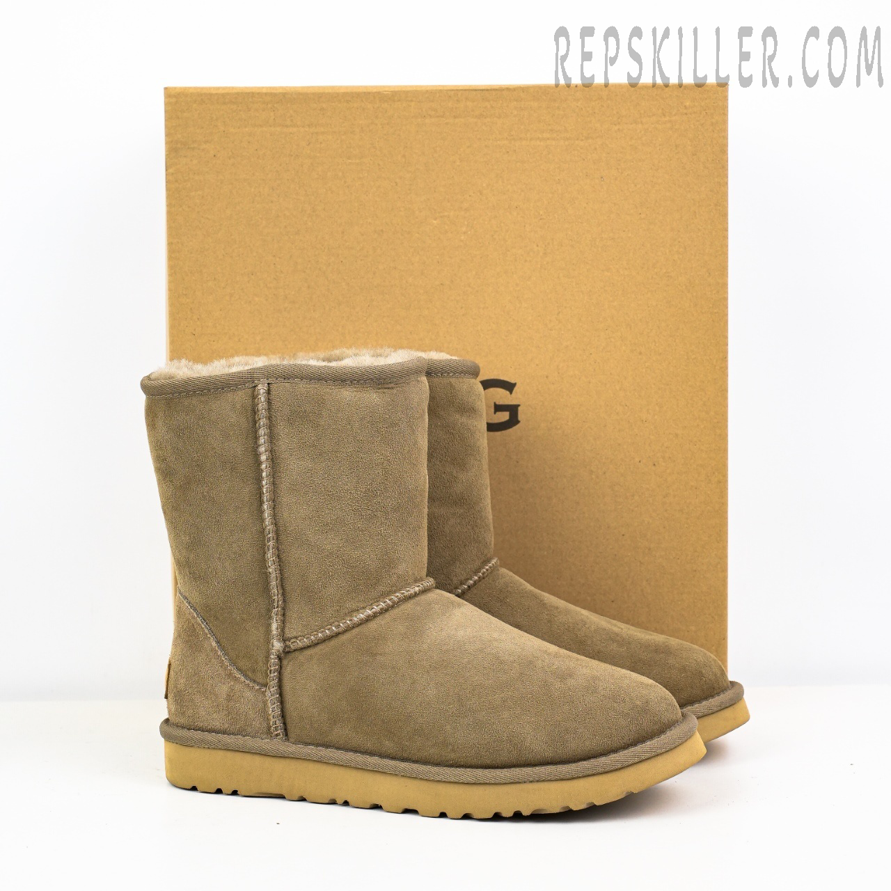 Wmns Classic Short II 'Brown'