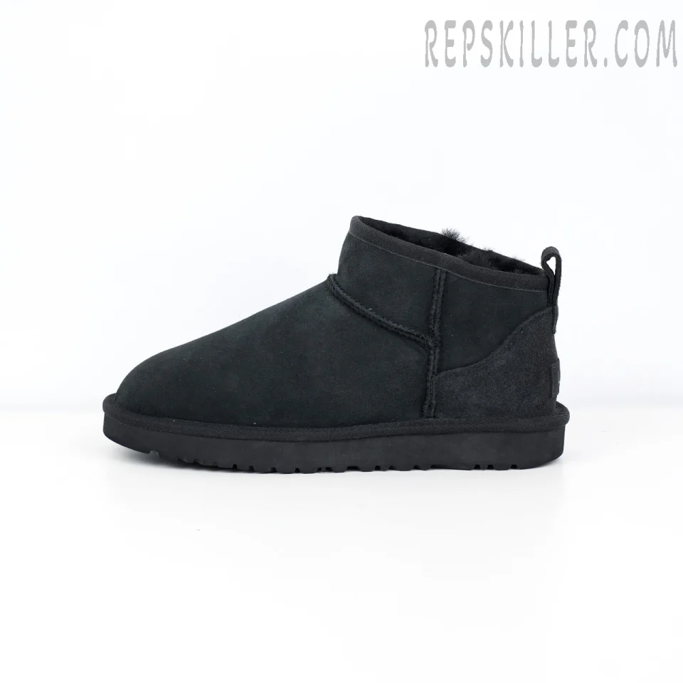 Wmns Classic Ultra Mini Boot 'Black'