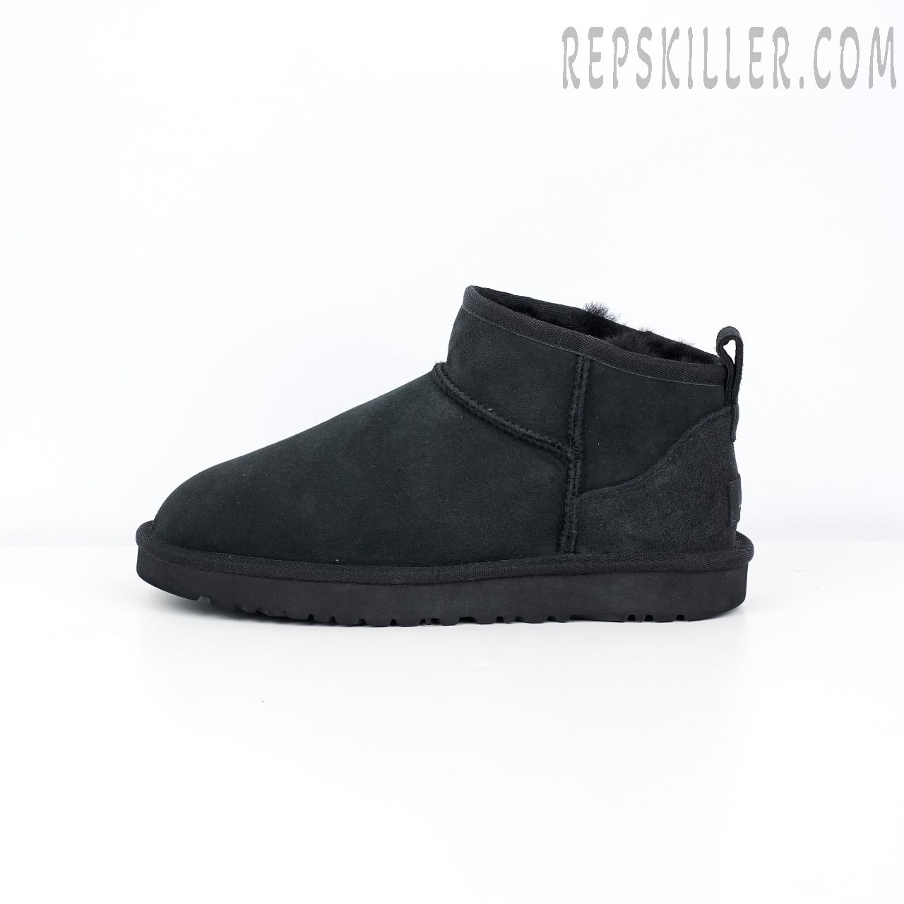 Wmns Classic Ultra Mini Boot 'Black'