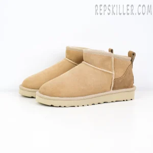 Wmns Classic Ultra Mini Boot 'Sand'8