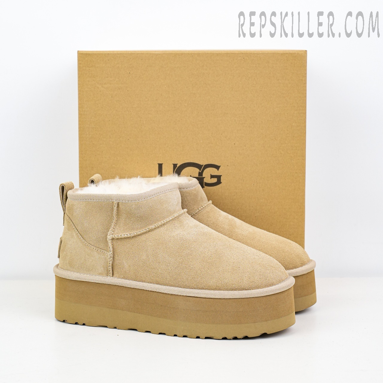 Wmns Classic Ultra Mini Platform Boot 'Mustard Seed'