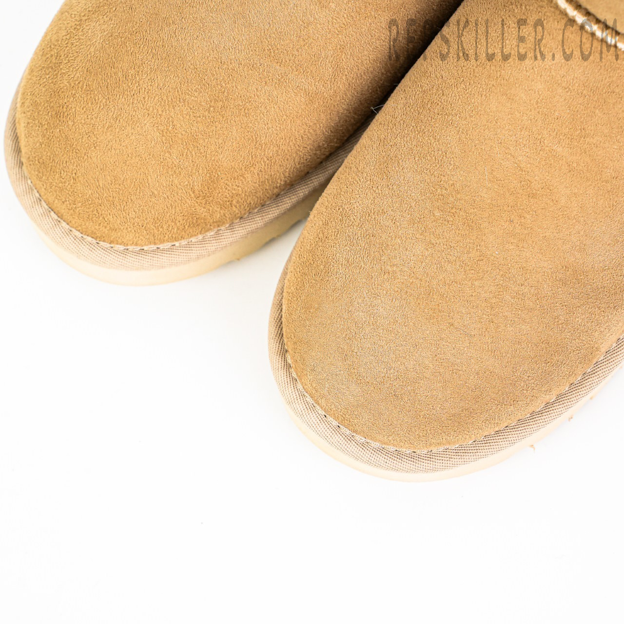 Wmns Mini Bailey Bow II Sand Beige Upper