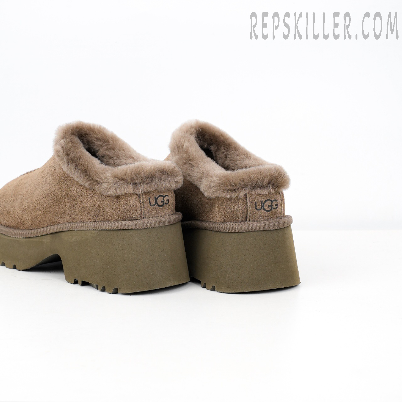 Wmns New Heights Cozy Clog Brown Heels