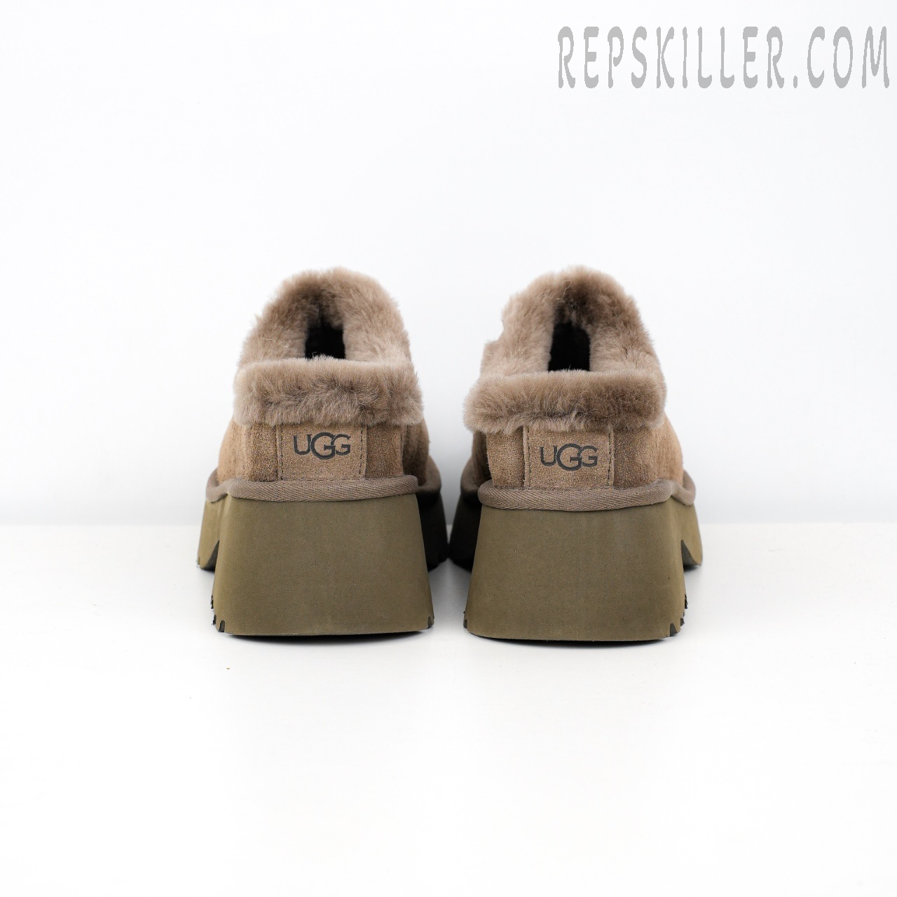 Wmns New Heights Cozy Clog Brown Heels