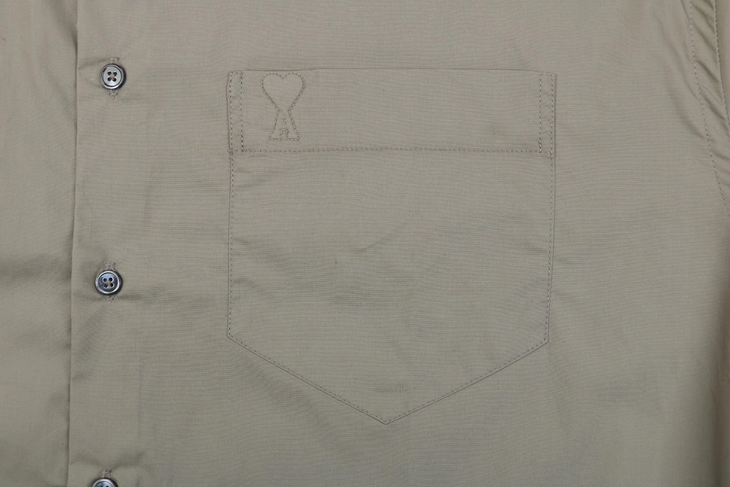 Ami Embossed Heart Pocket Shirt Pocket